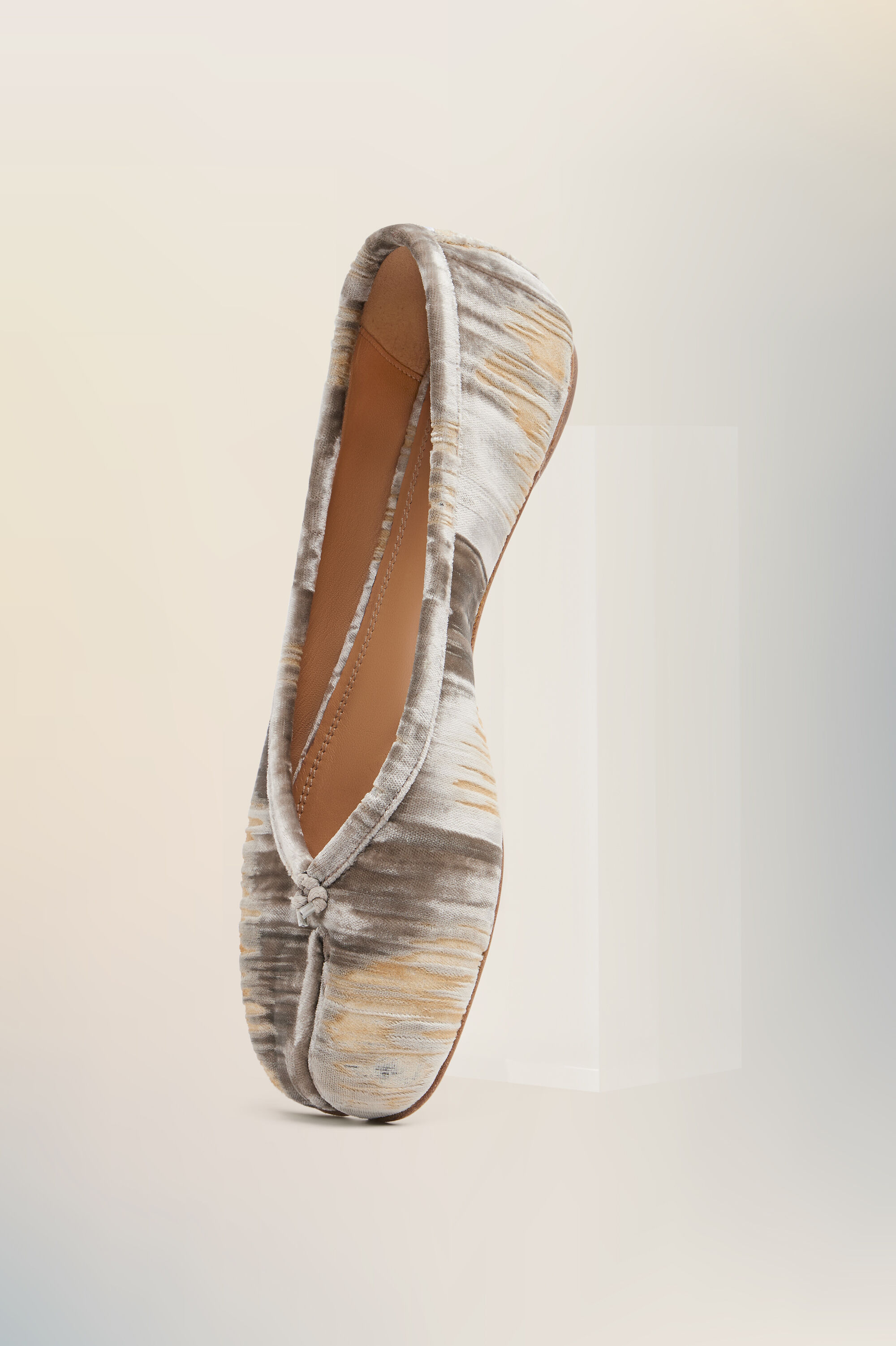 Maison Margiela Official | Clothing, Shoes & Accessories