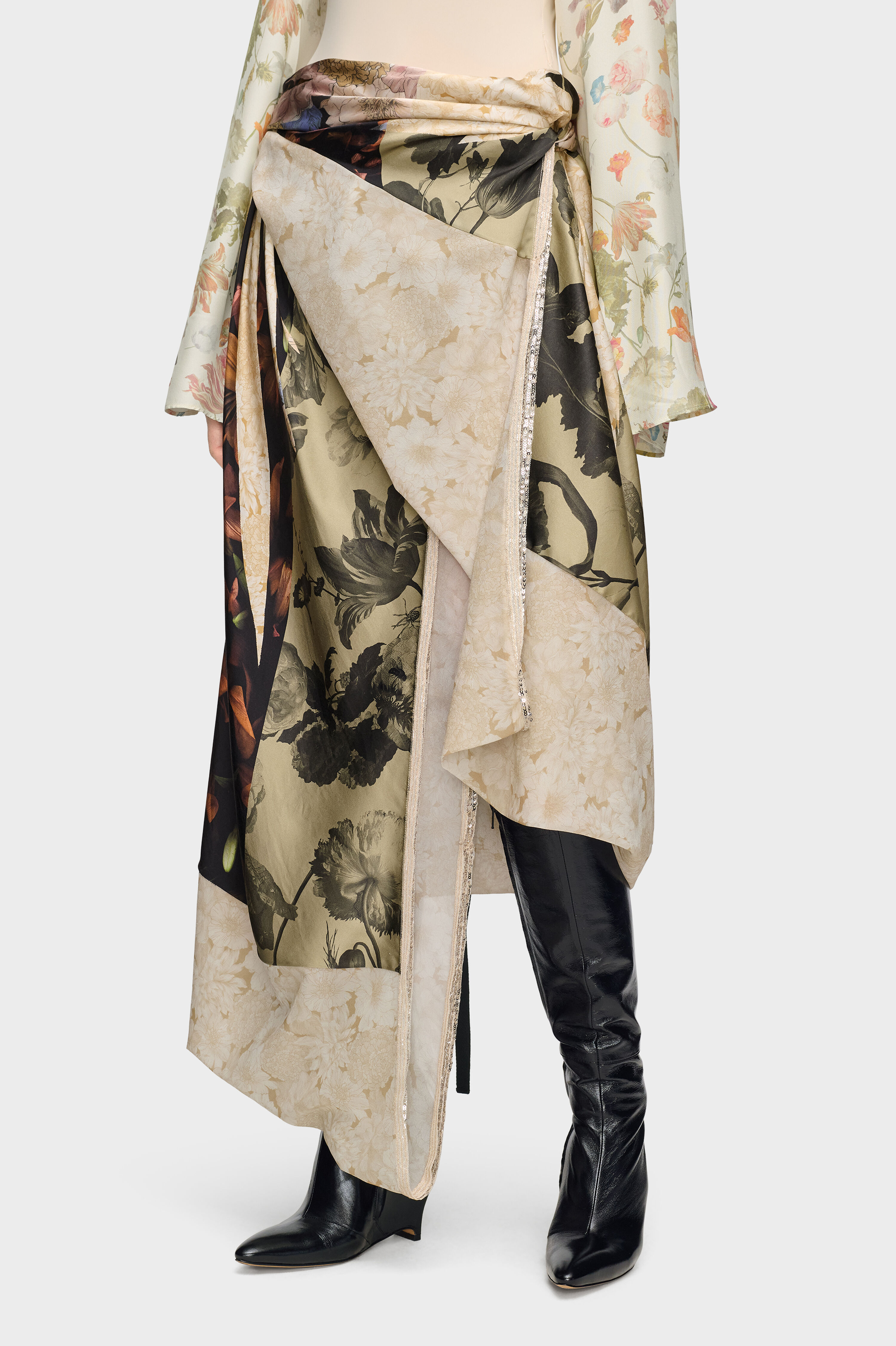 ドレープフラワー スカート