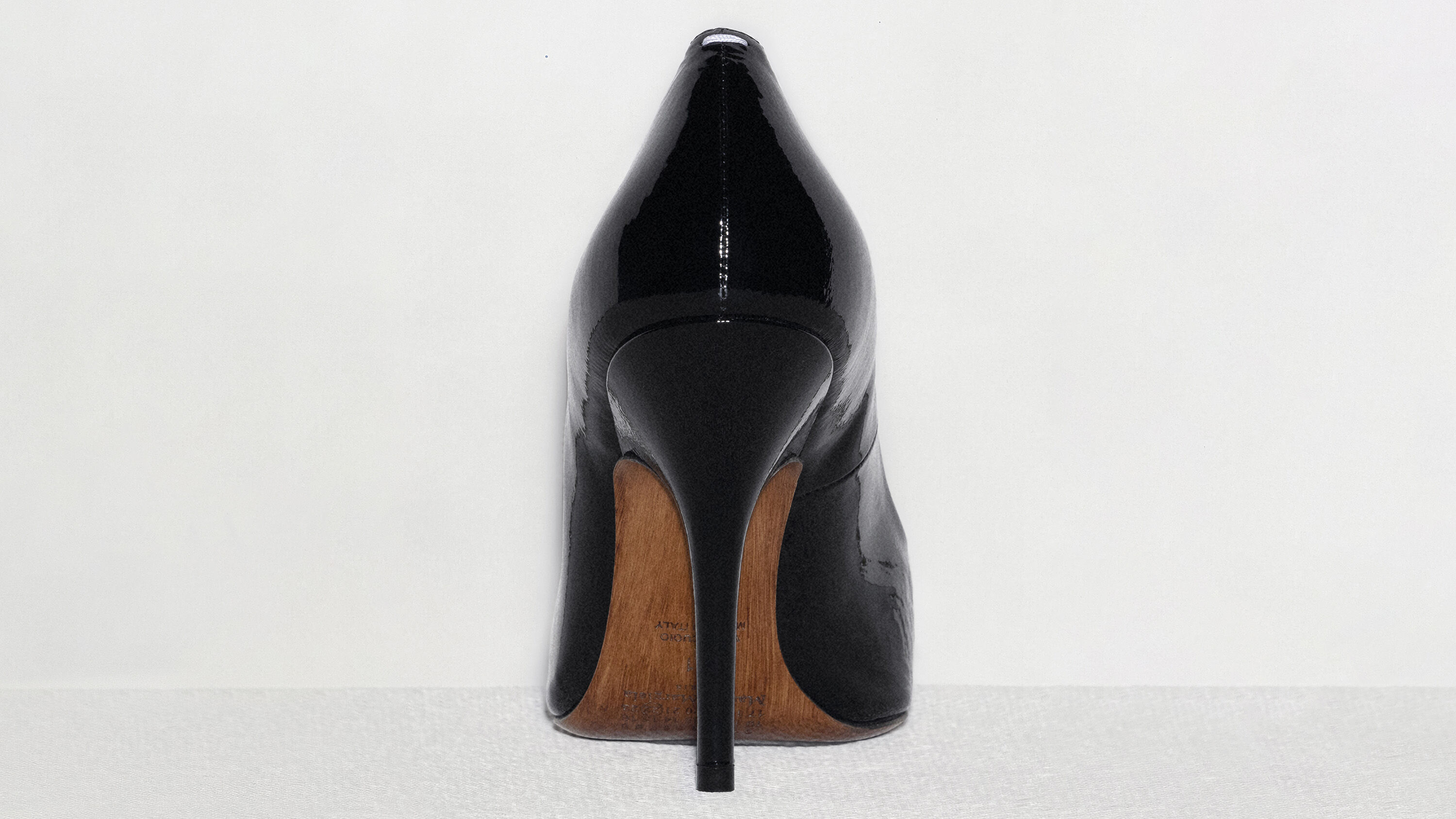 新品未開封A Magazine Maison Martin Margiela Maison Martin Margiela 2013 Fall/Winter Galaxy Replica