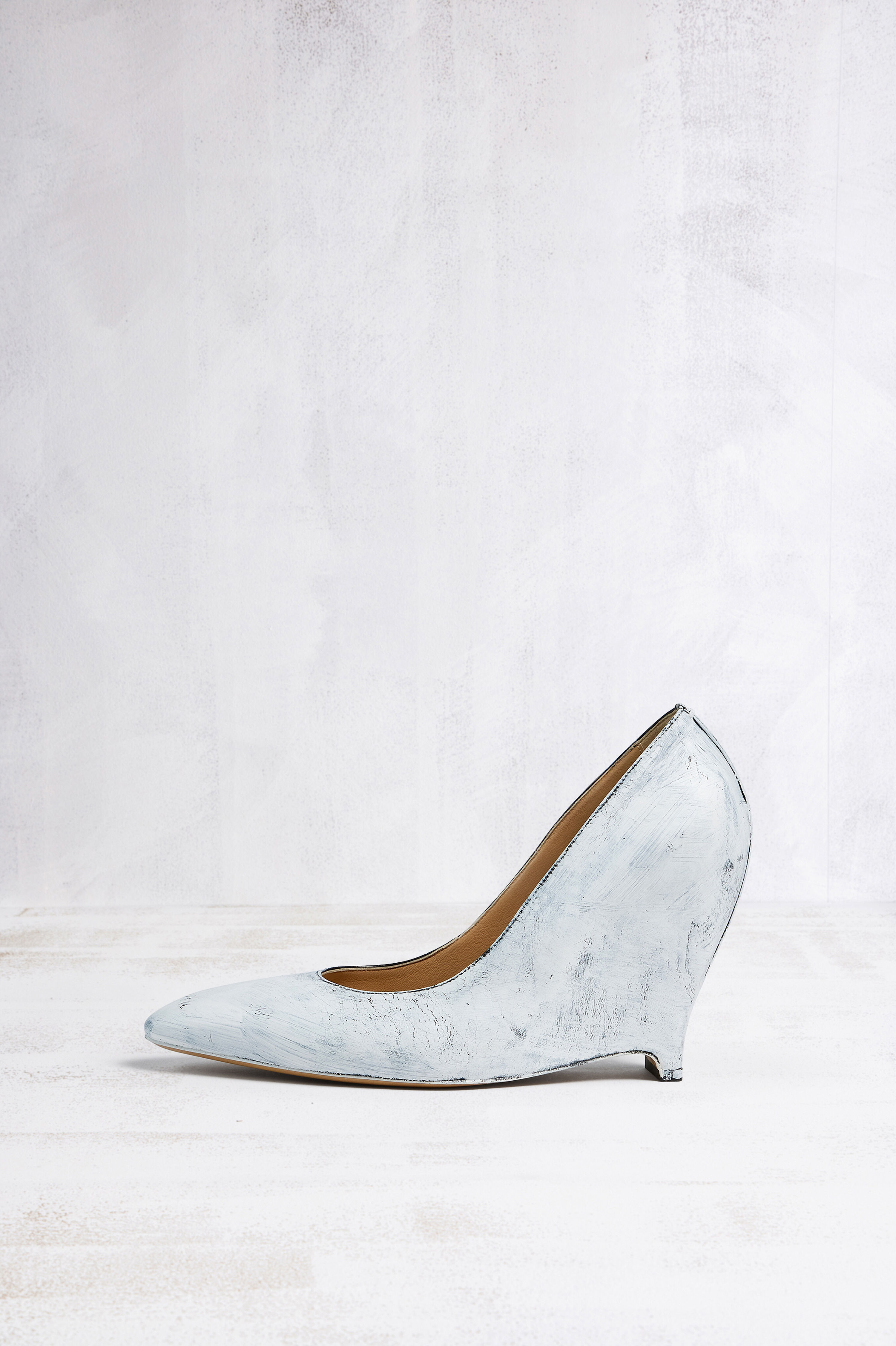 Heel-less