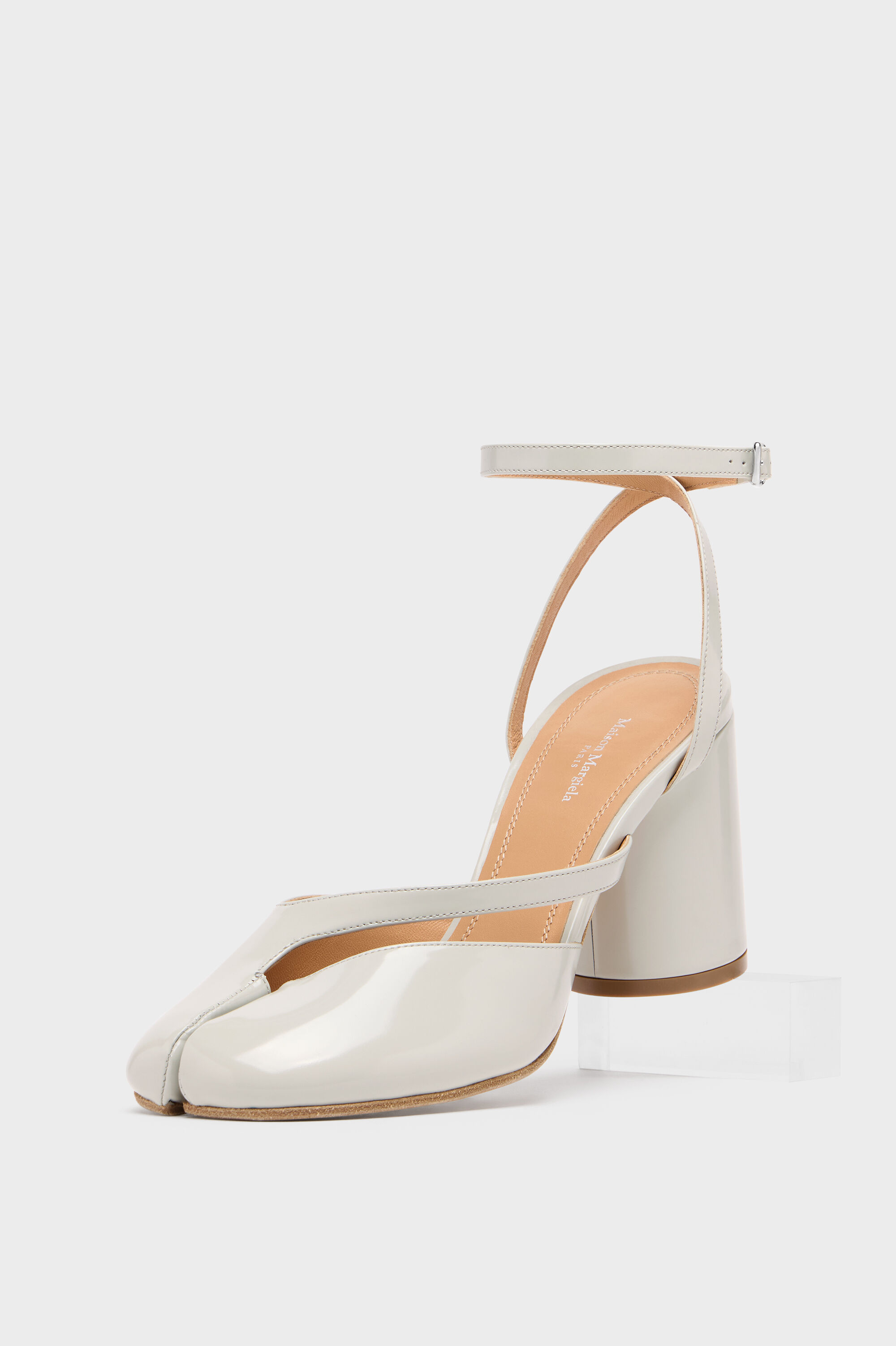 Maison Margiela Official | Clothing, Shoes & Accessories