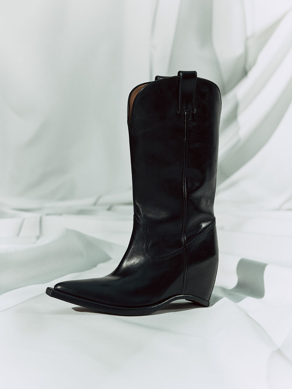 Heel-less Western