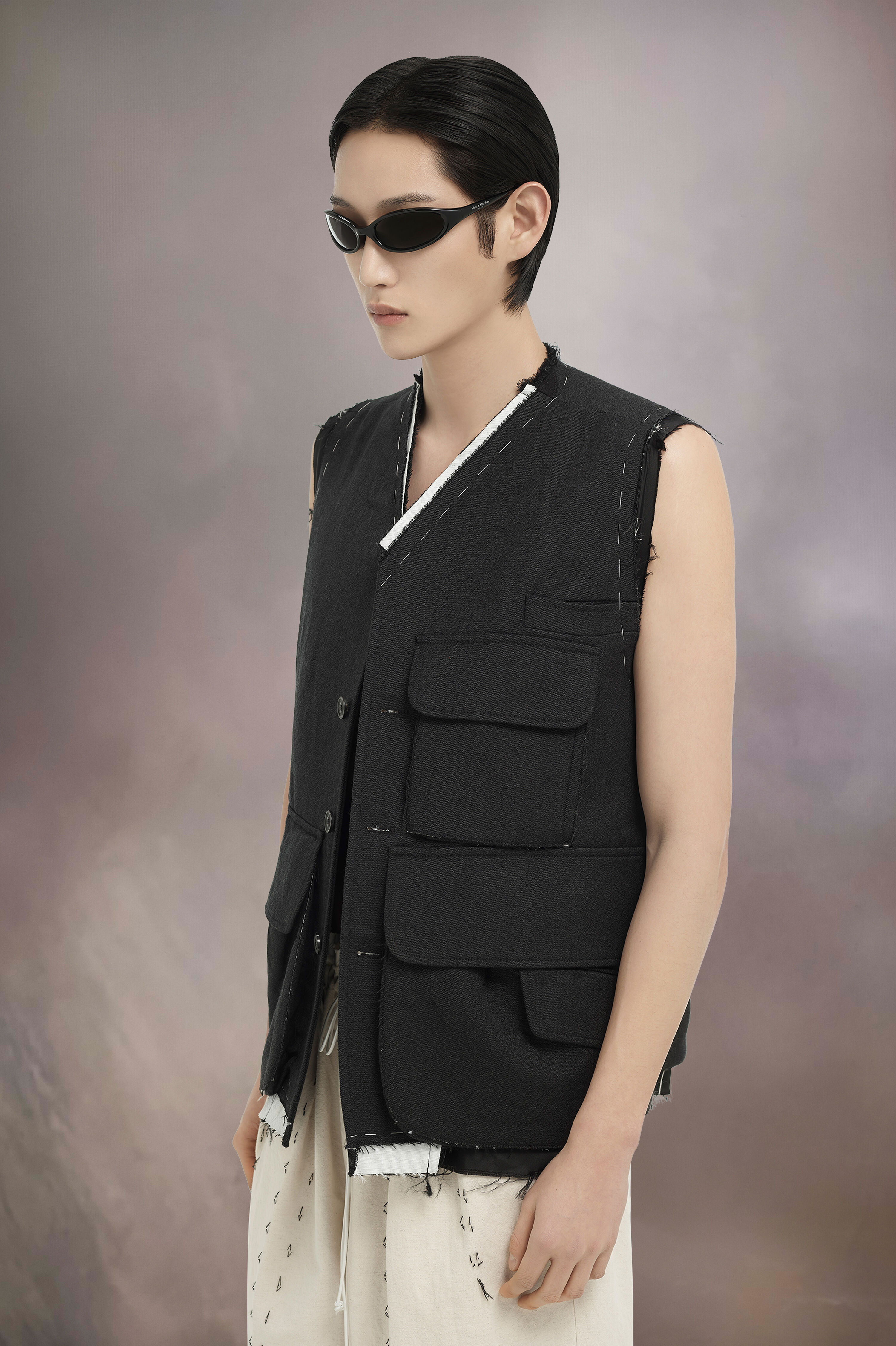 着用有 Martin Margiela 聞き入れる マルタンマルジェラ スリムチノ 裾 