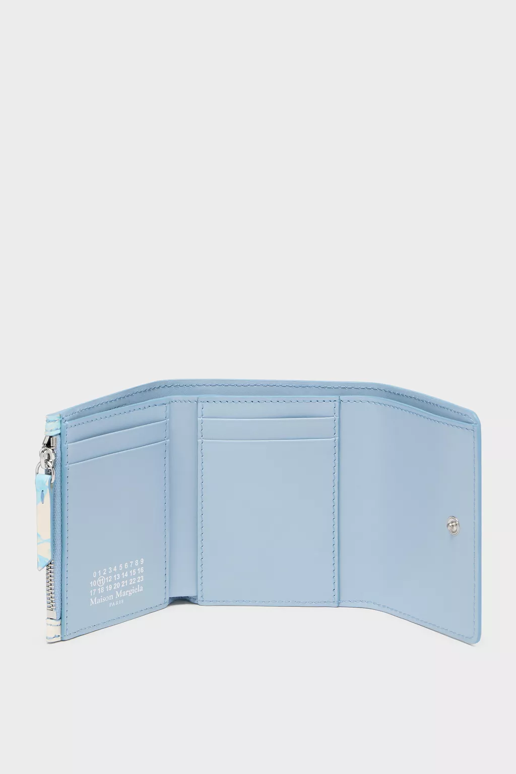 Maison Margiela 三つ折り財布 ライトブルー　水色 SA3UI0010_P8979_HB352_E.webp?