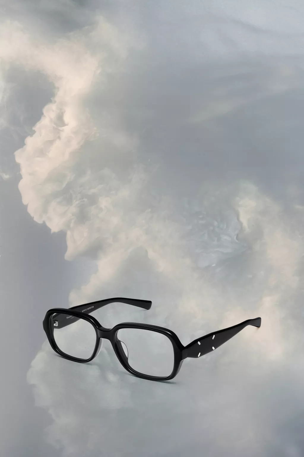 S33YC0050_M10049_961_E.webp?sw