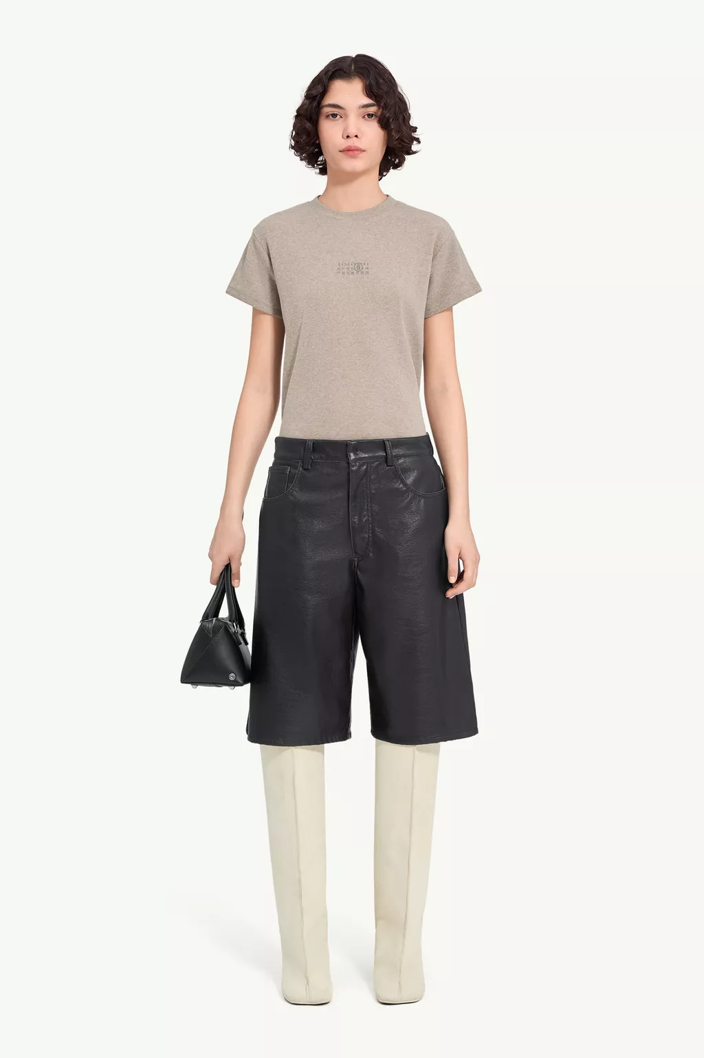 Black Faux leather knee-length shorts | MM6 Official