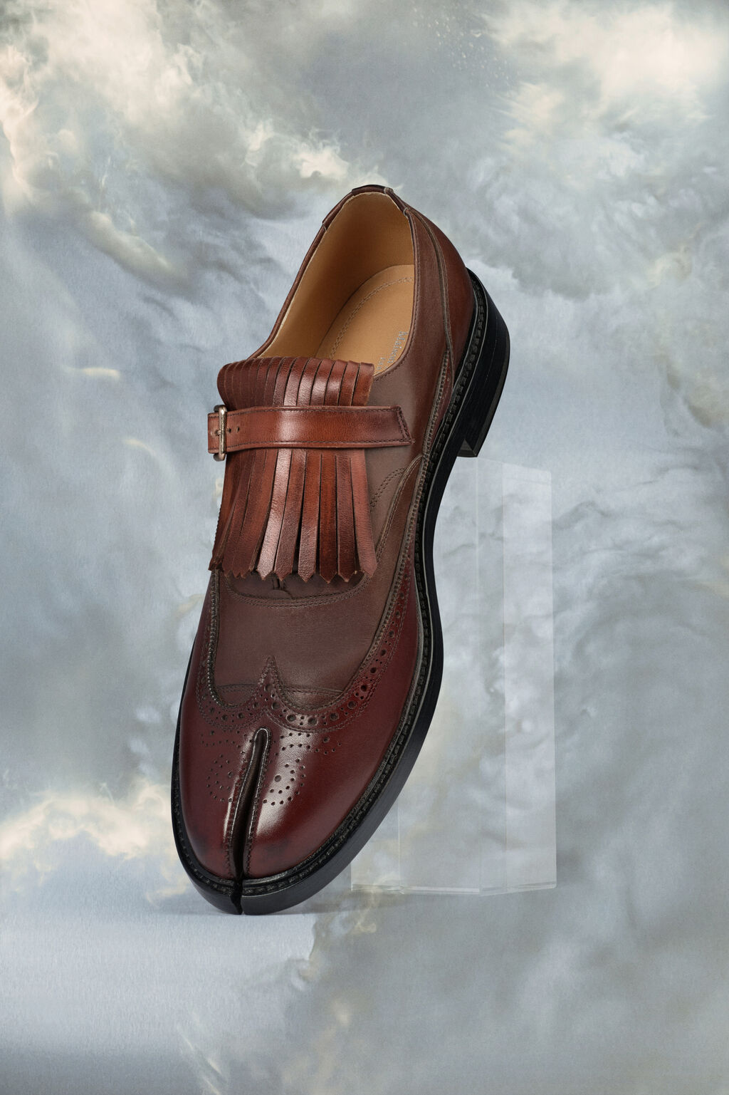 https://www.maisonmargiela.com/dw/image/v2/AAPK_PRD/on/demandware.static/-/Sites-margiela-master-catalog/default/dw1243c2a2/images/large/S97WQ0076_P5731_H9927_F.jpg?sw=1024&q=80