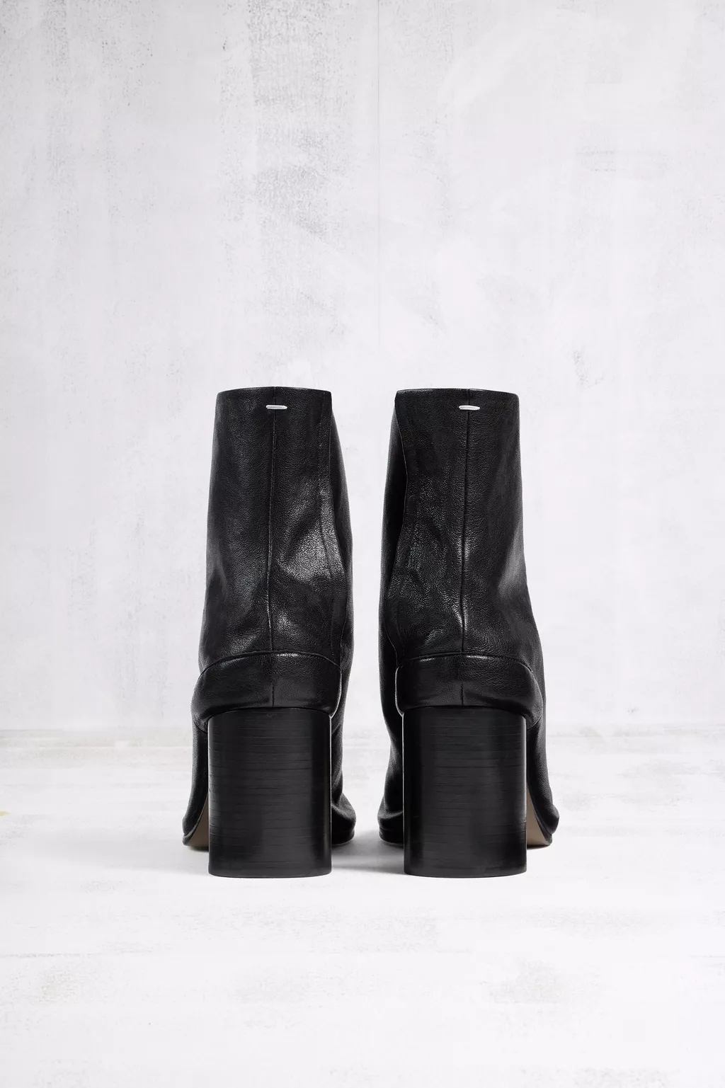 Black Tabi ankle boots | Maison Margiela Official