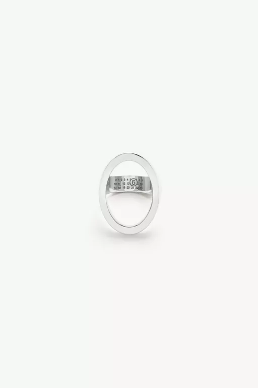 Chevali&egrave;re ring