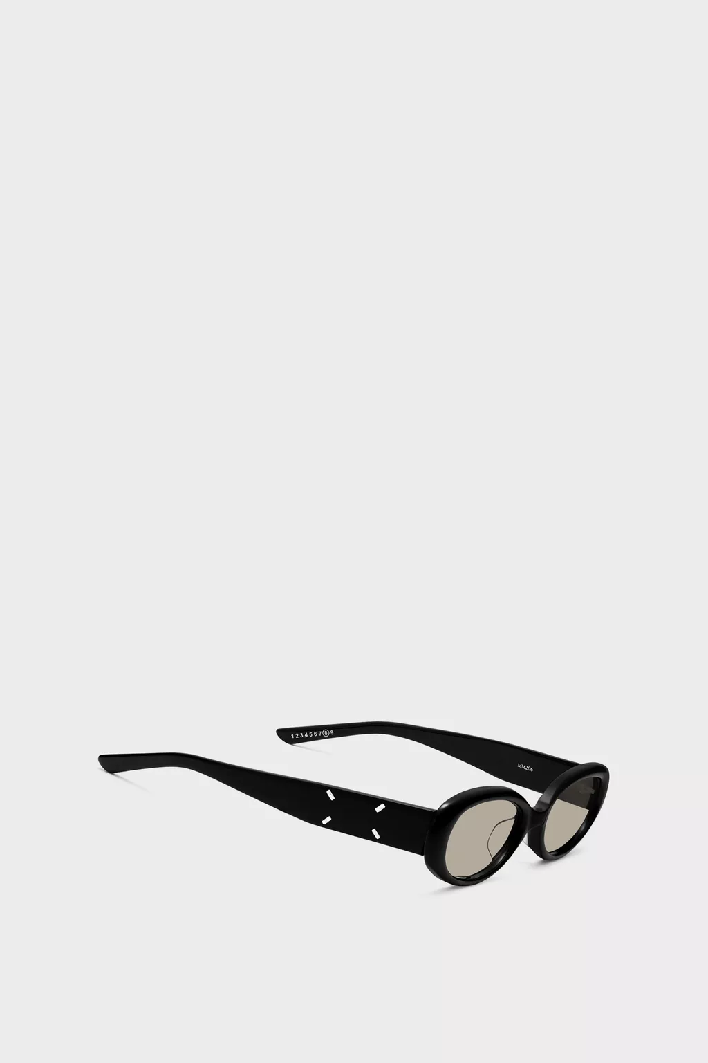 S33YC0076_M10076_962_E.webp?sw