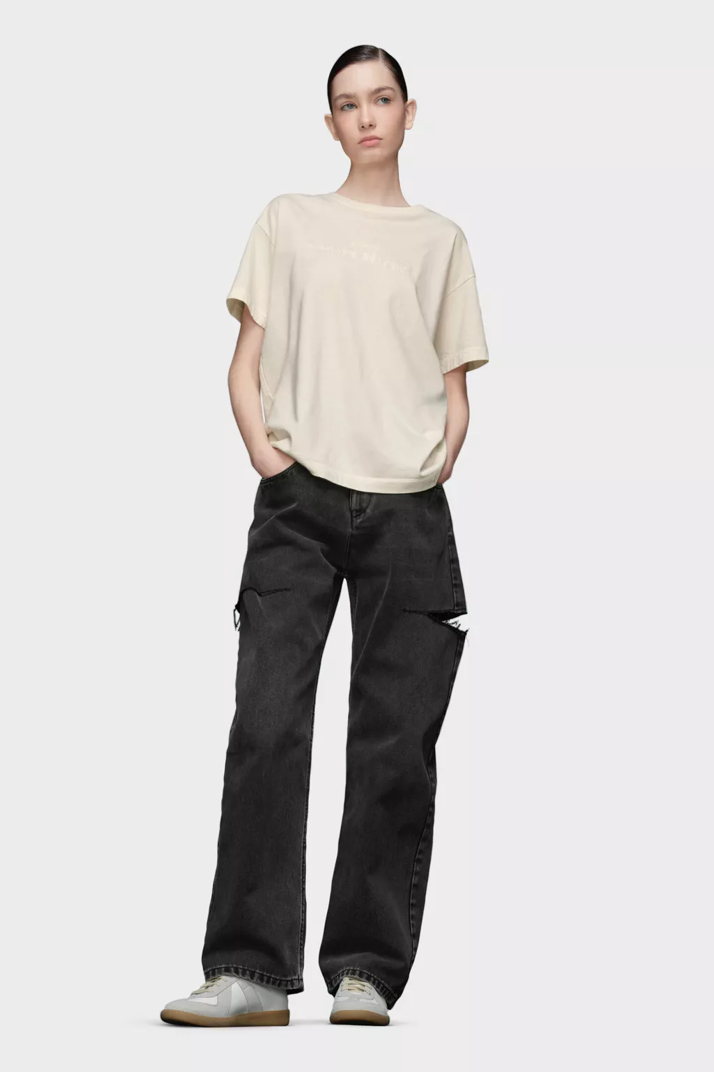 White Reverse logo T-shirt | Maison Margiela Official