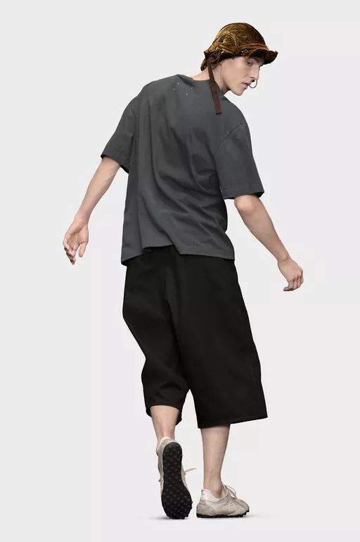 エンブロイダーロゴ Tシャツ - Tシャツ