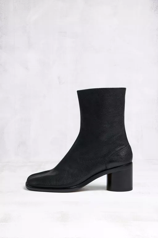 Tabi ankle boots