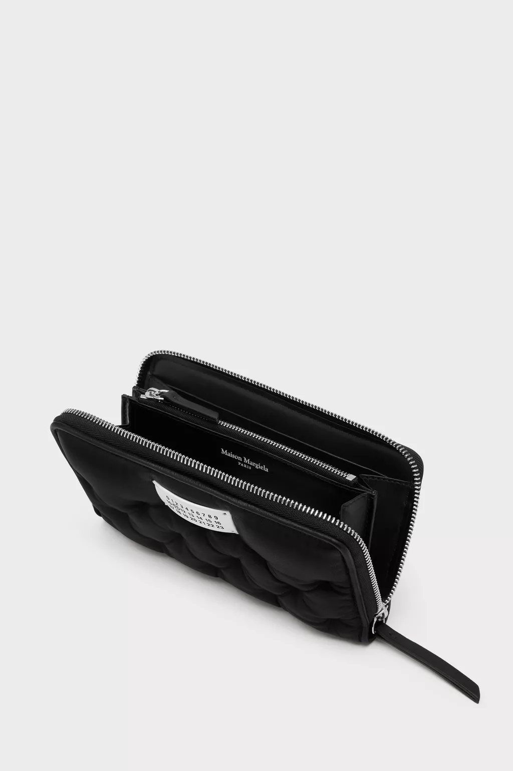 SA1UI0030_P6434_T8013_H.webp?
