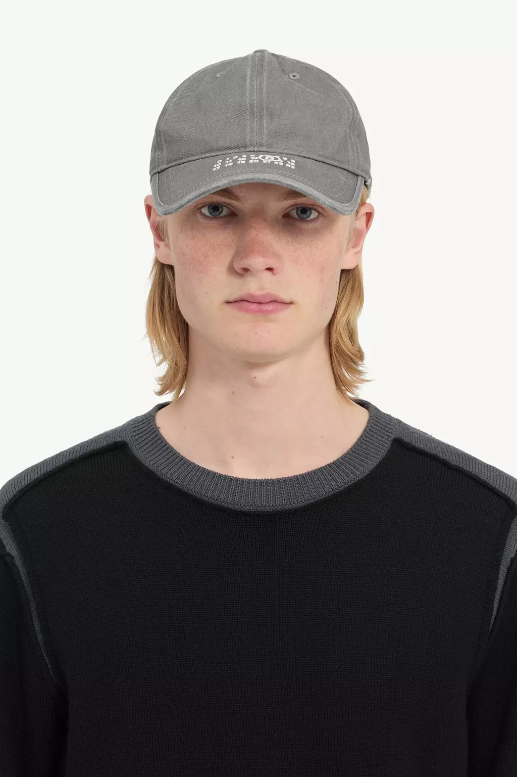 S52TC0070_M13318_858_H.webp?sw