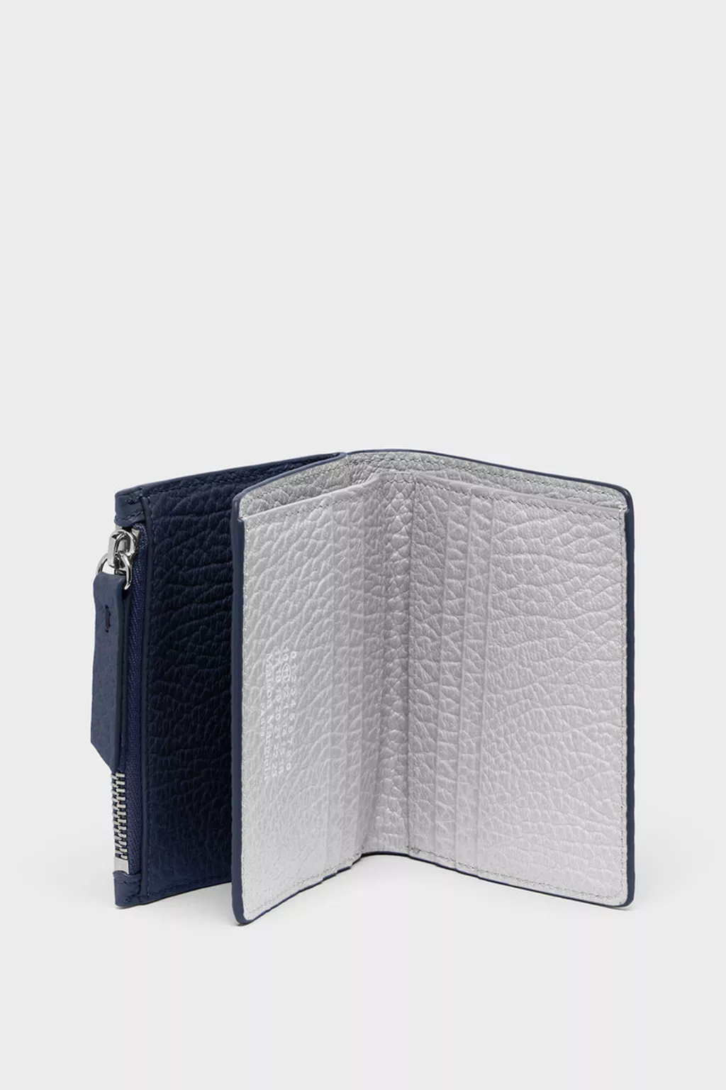SA1UI0023_P8844_HB394_HL.webp?