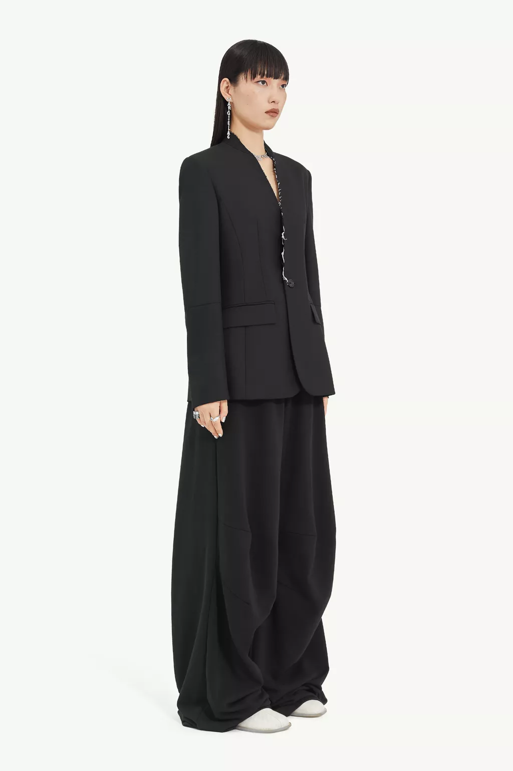 S52BN0128_S47848_900_E.webp?sw