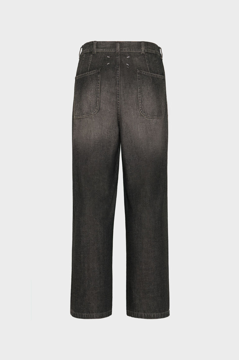 Grunge leather patch + distressed jean (M)