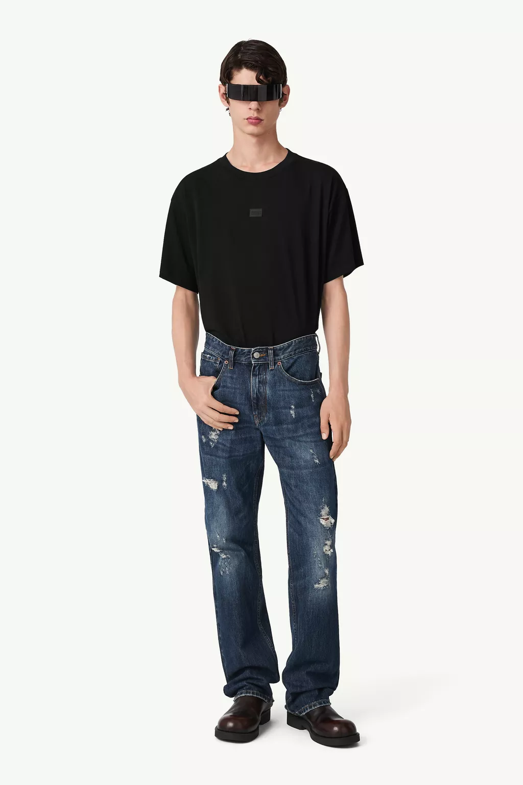 Blue Distressed wash denim jeans | MM6 Official