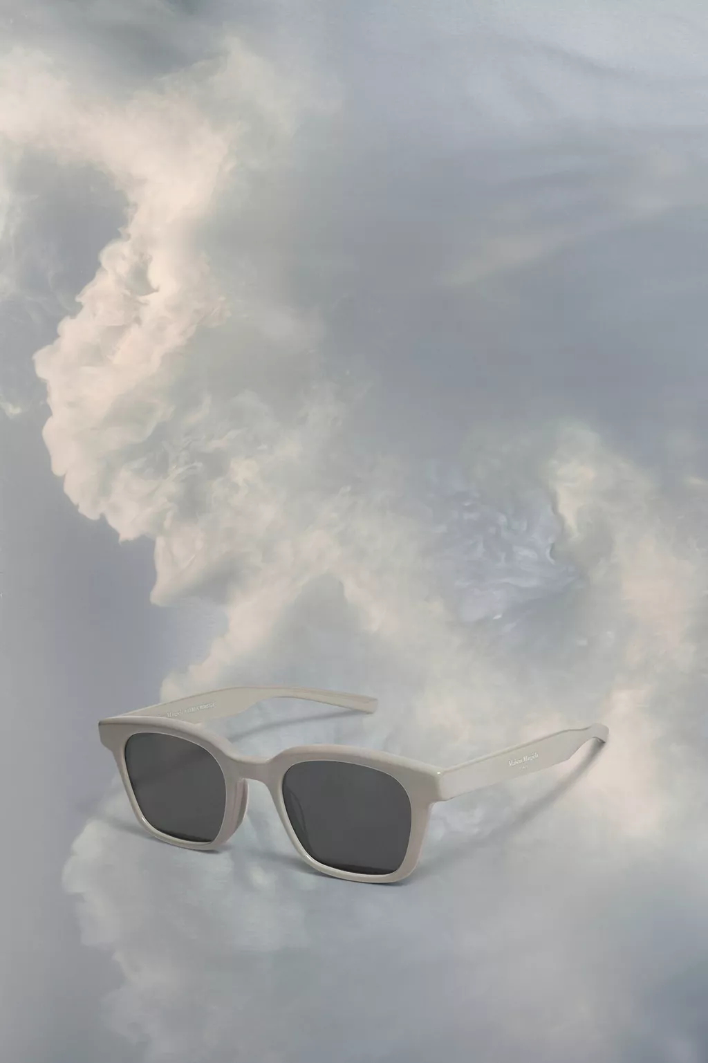 S34YC0145_SV0287_962_H.webp?sw