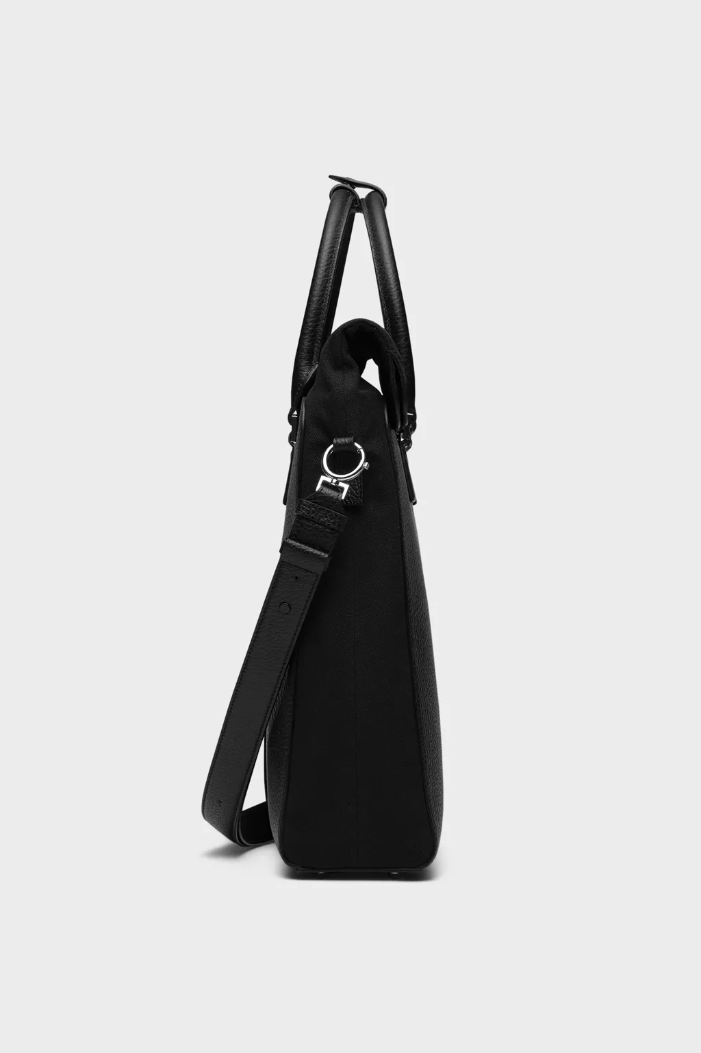 Black 5AC Daily Vertical | Maison Margiela Official