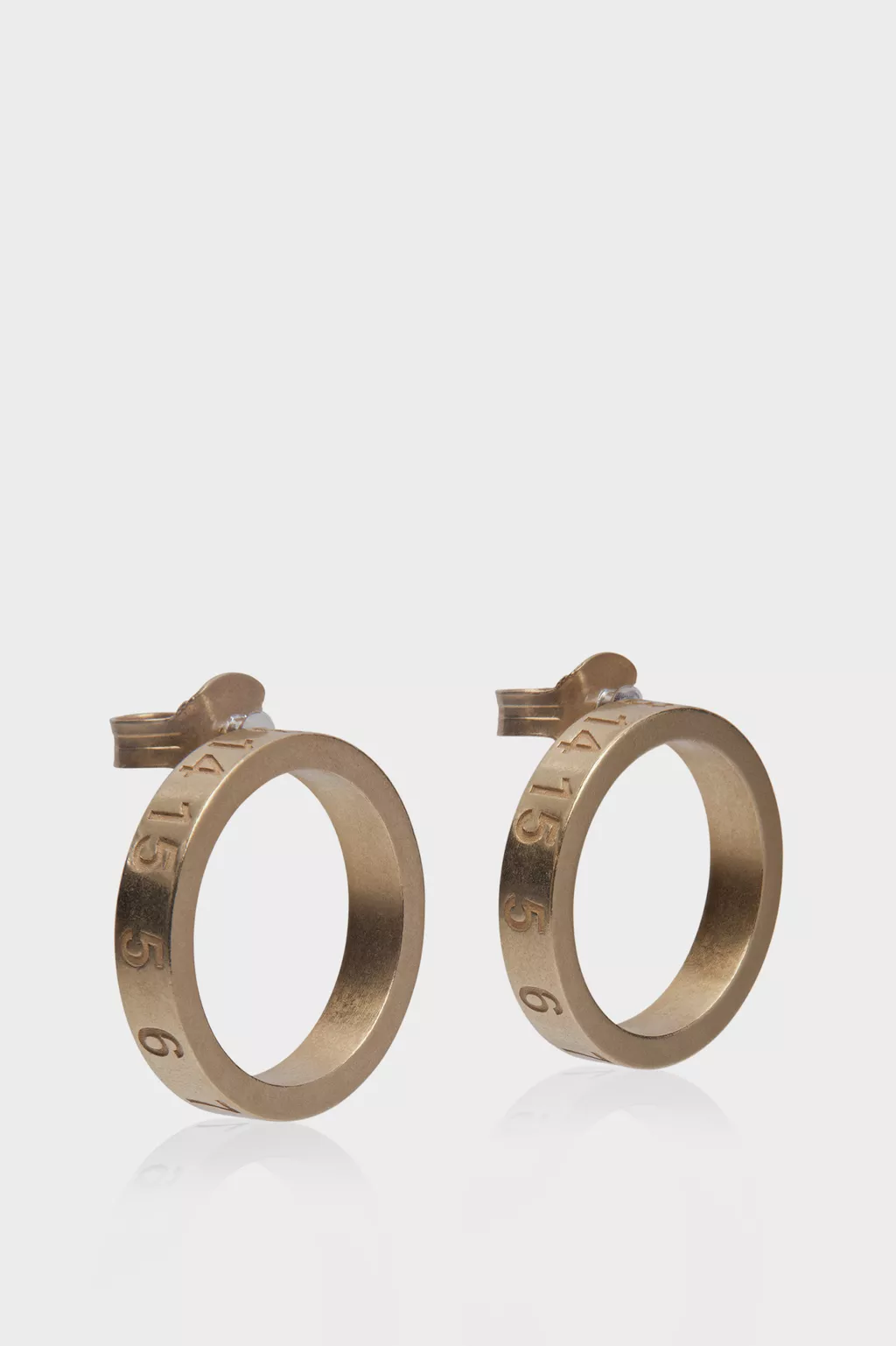 SI8VG0001_SV0129_950_D.webp?sw
