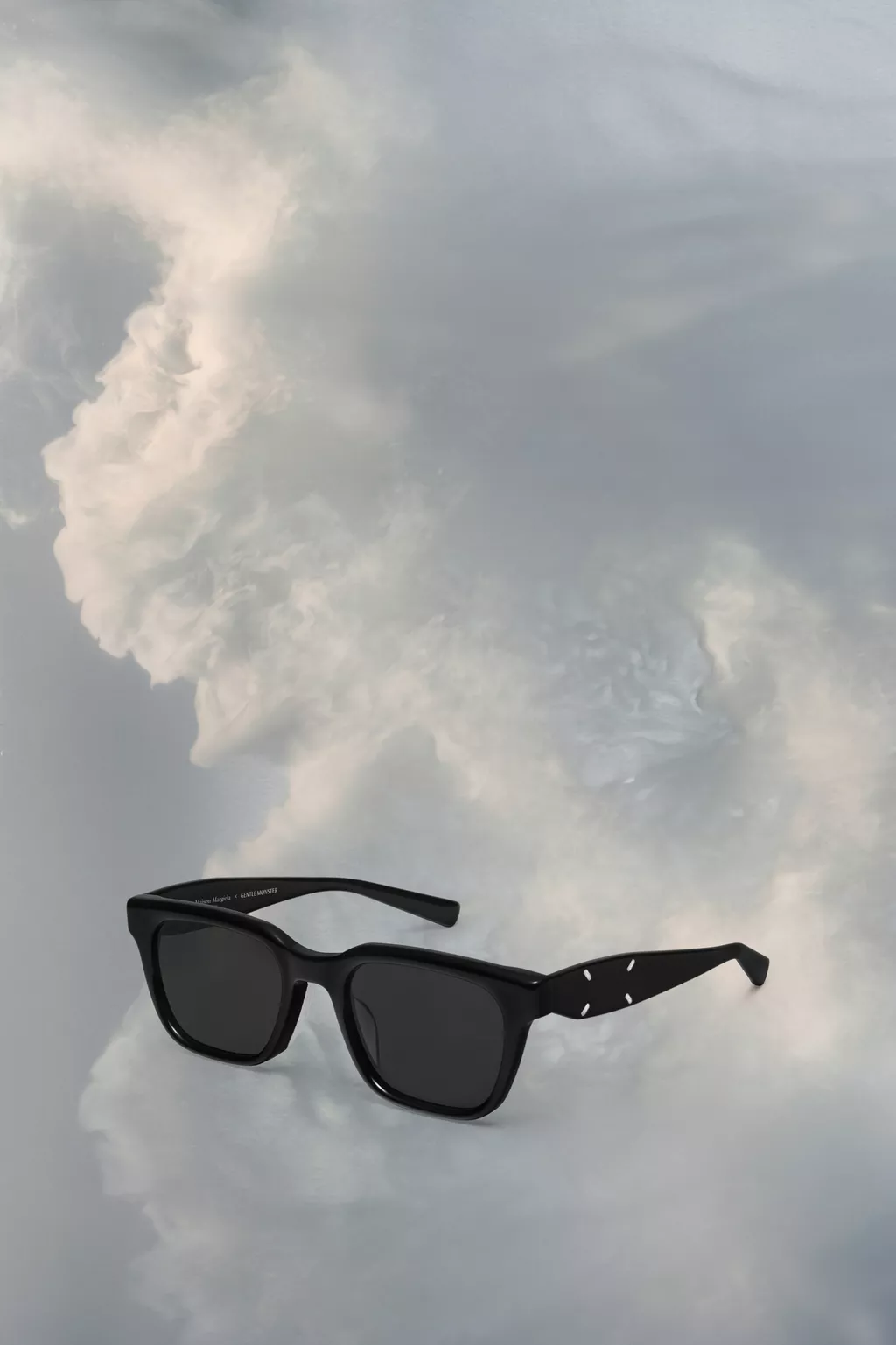S33YC0046_M10045_961_E.webp?sw