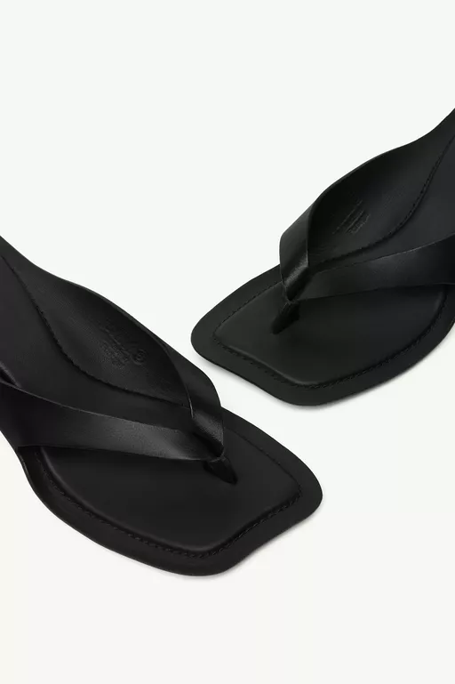 Anatomic leather flip flop mules - Sandals