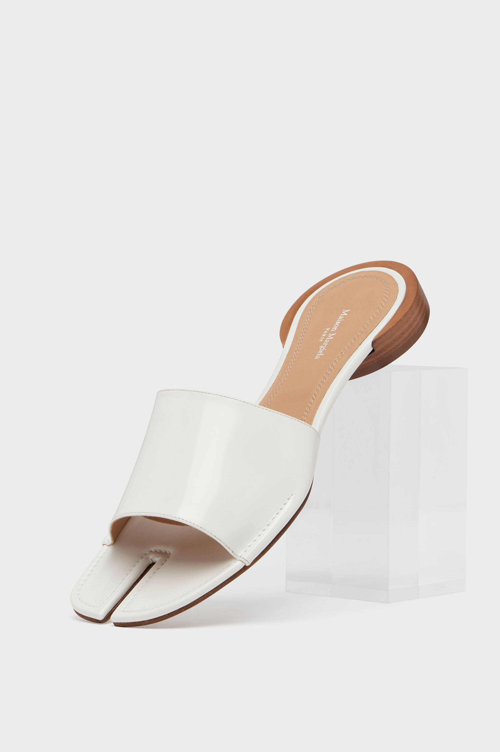 Maison Margiela Tabi Flat Mule Woman White