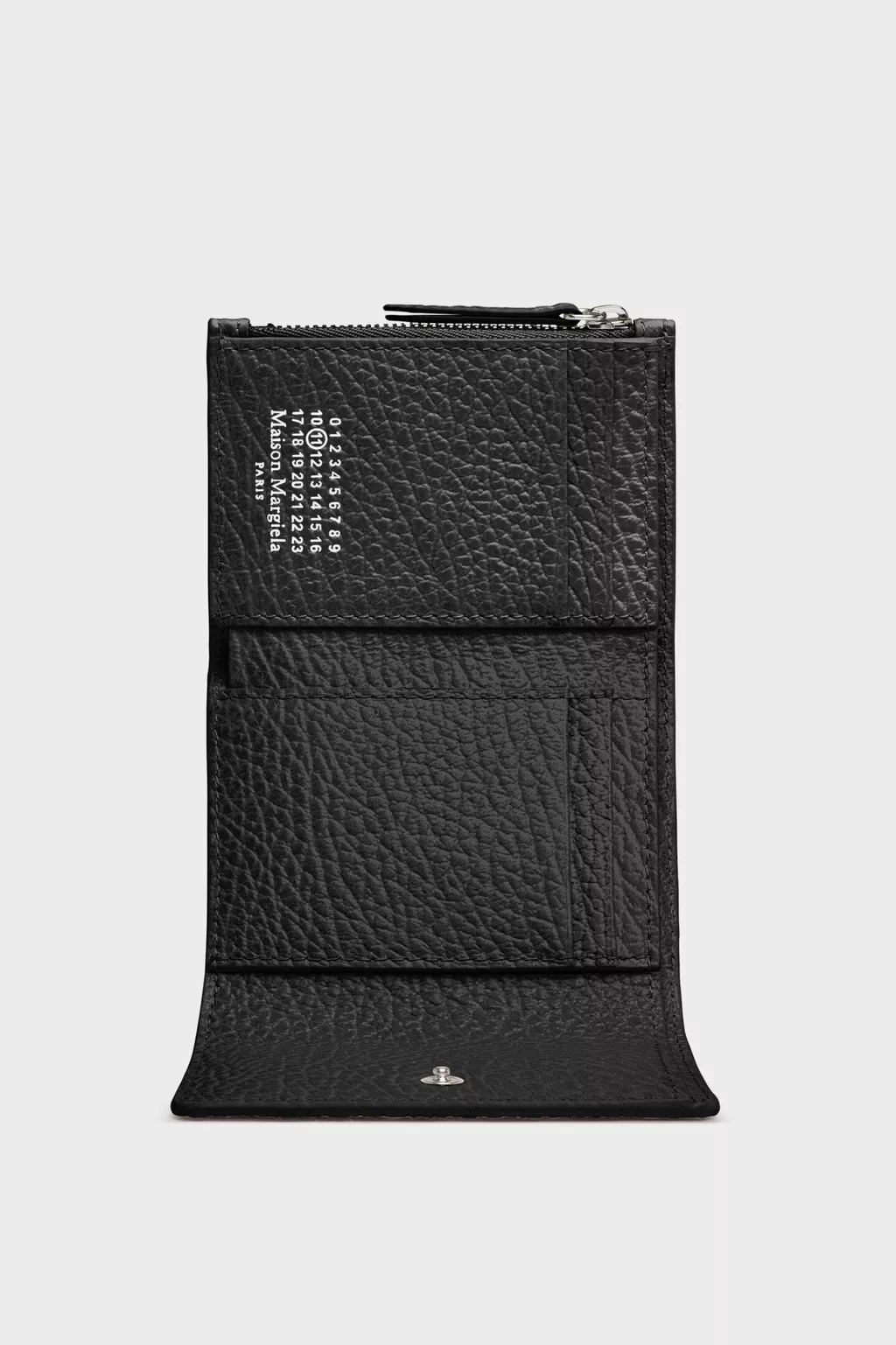 SA3UI0010_P4455_T8013_H.webp?