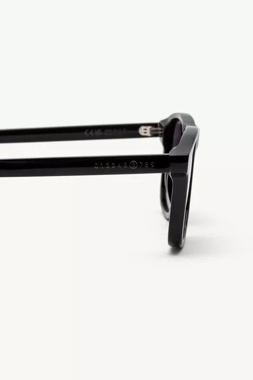 Continuous form sunglasses - Sunglasses
