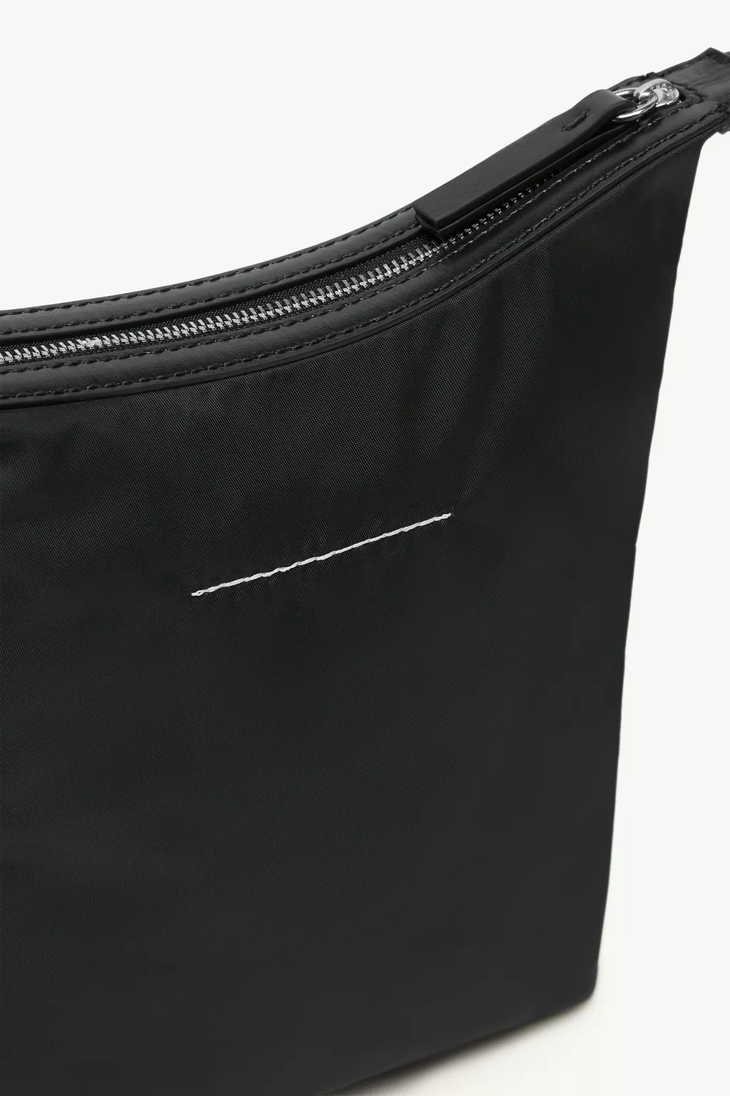 Black Numeric Vertical Crossbody Bag | MM6 Official