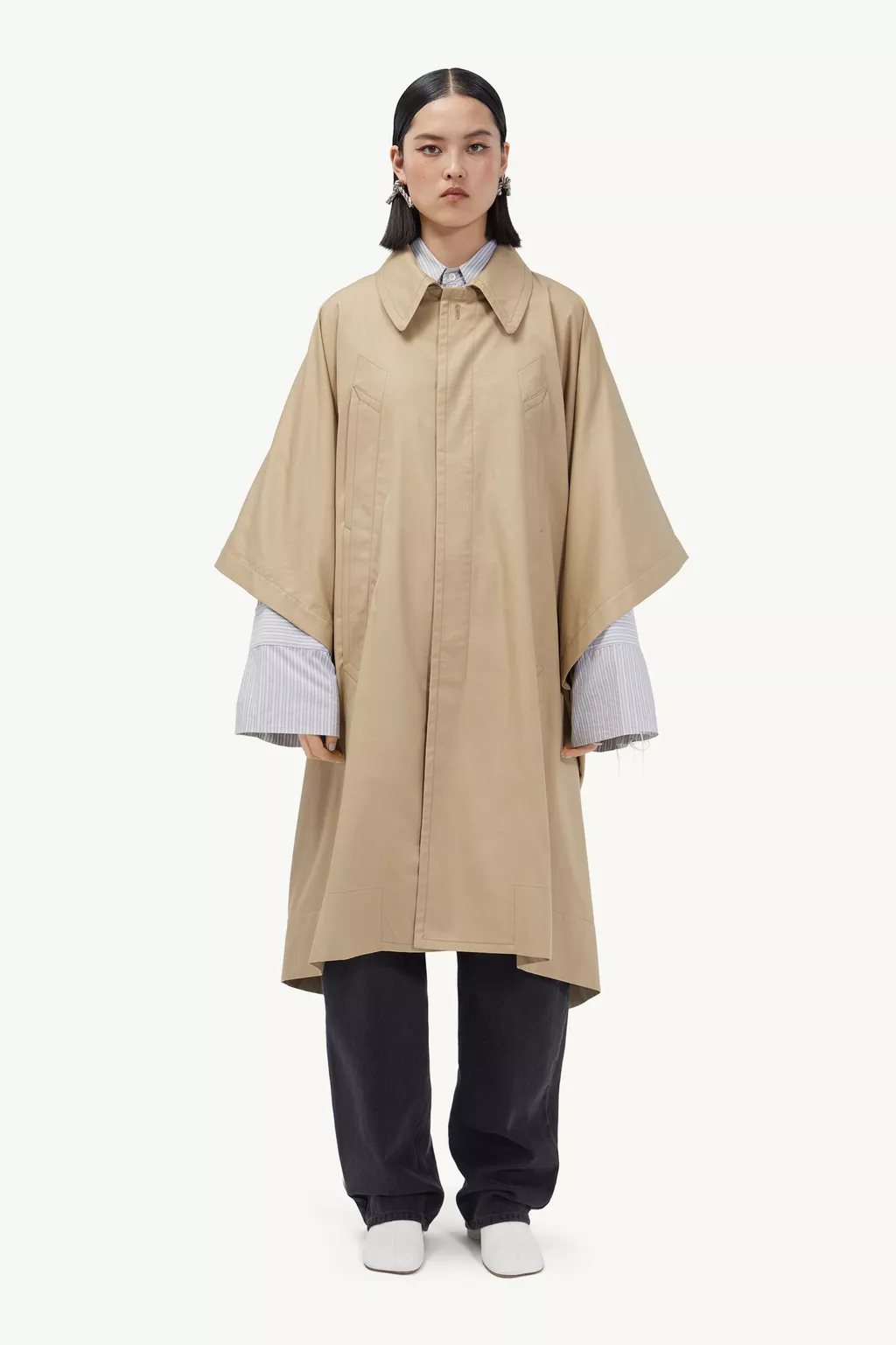 S52AH0055_S52532_114_L.webp?sw