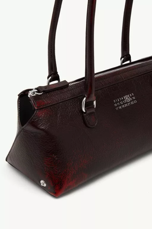 Bauletto Shoulder Bag Medium crackled leather - Shoulder Bags
