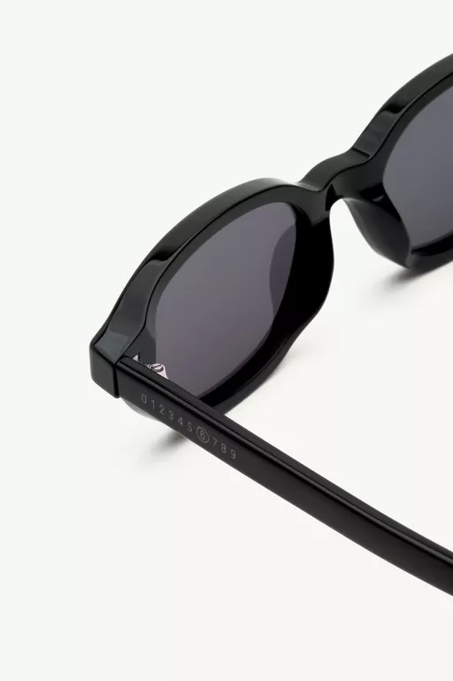 Low-profile sunglasses - Sunglasses
