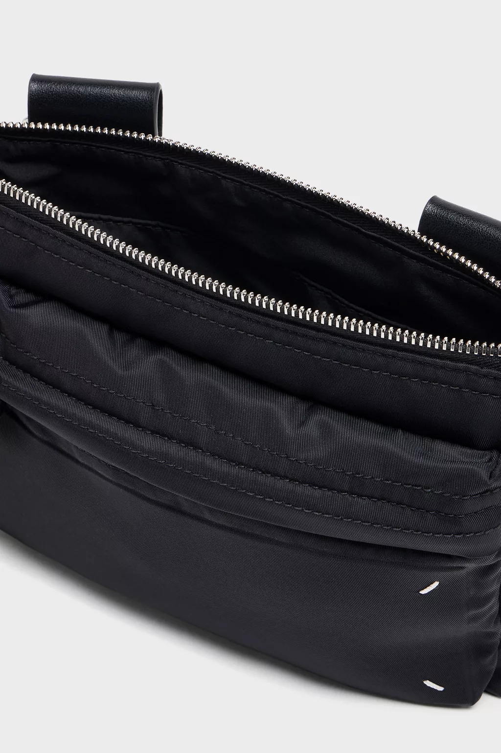 Black Zip Camera Bag | Maison Margiela Official