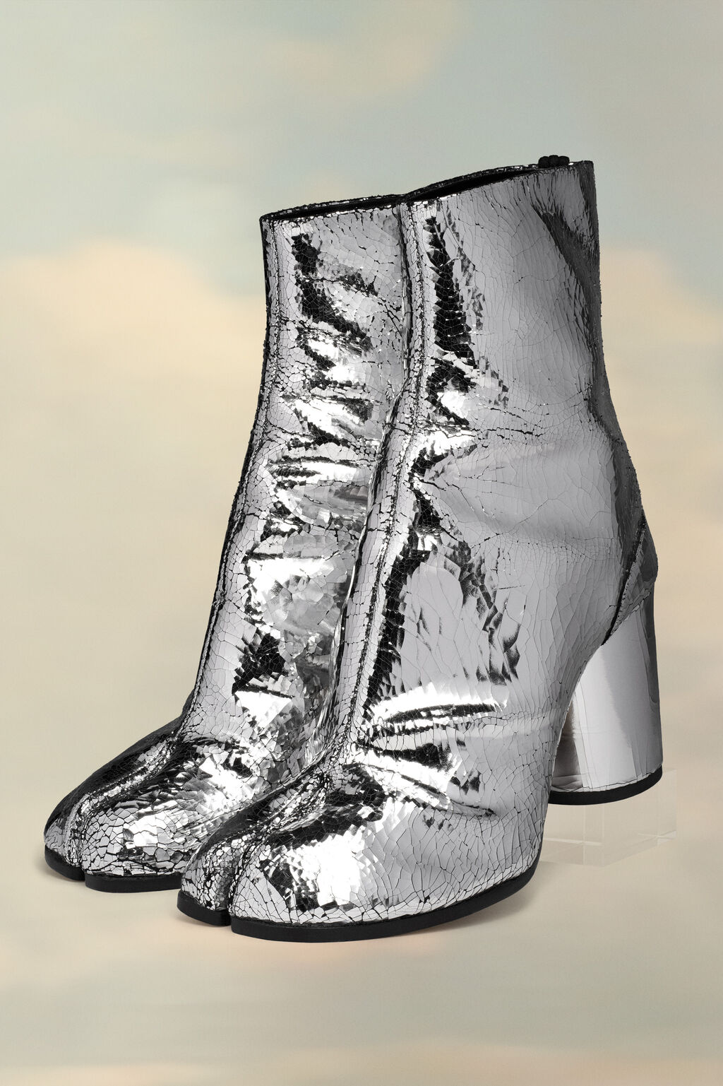 Tabi Mirror Boots Silver with Block Heel | Maison Margiela
