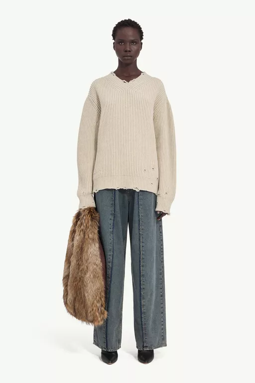 Wool sweater - V-neck