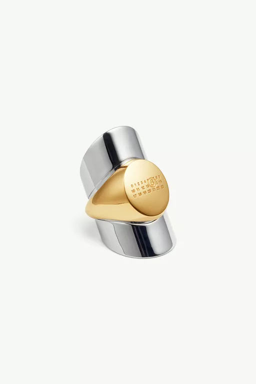 Vitrine Signet Ring - Rings