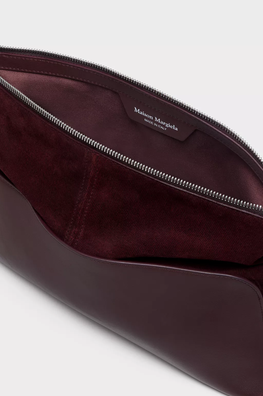 Bordeaux 5AC Soft Pouch | Maison Margiela Official
