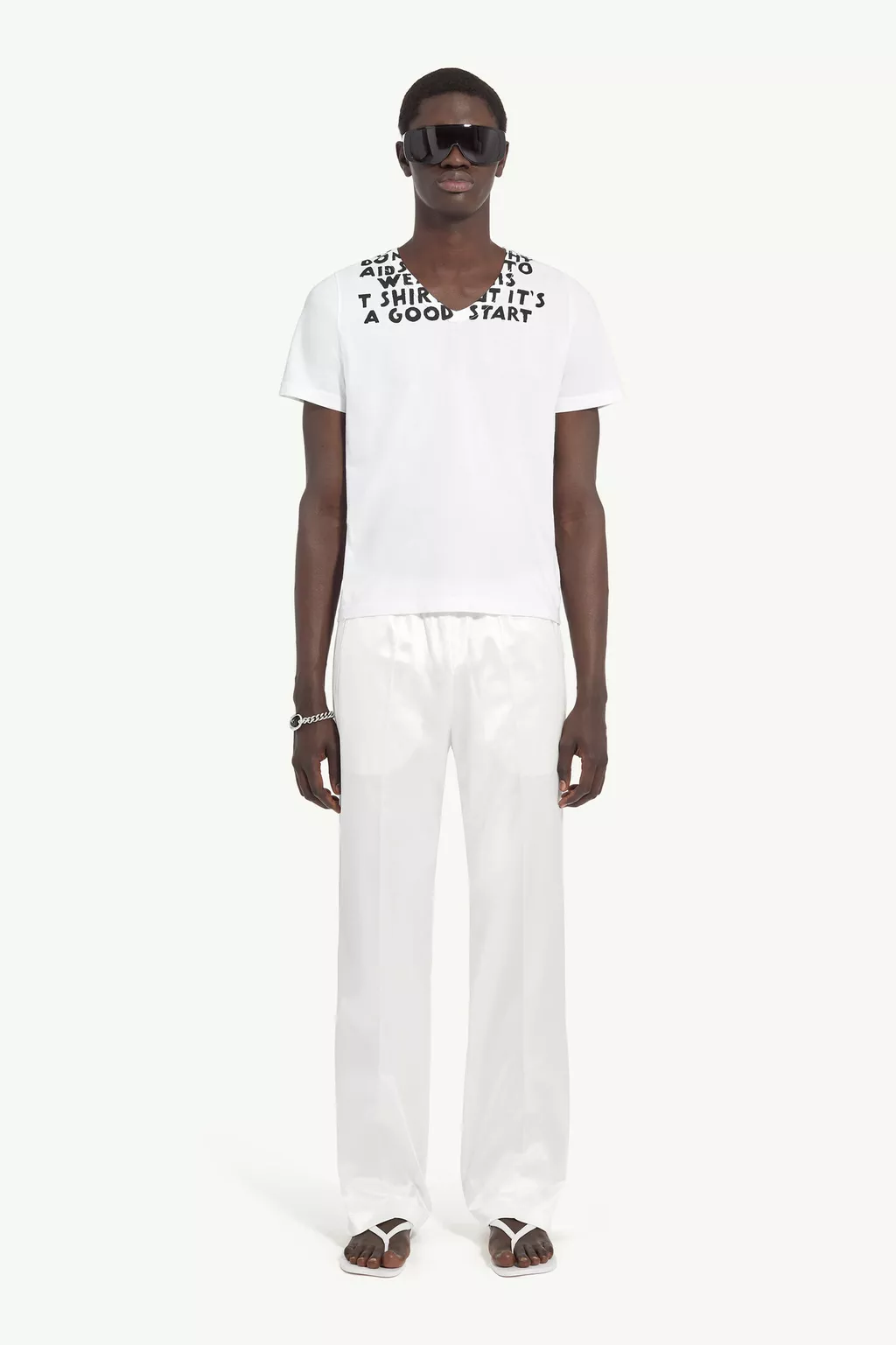 SH2GC0022_M20115_100_L.webp?sw