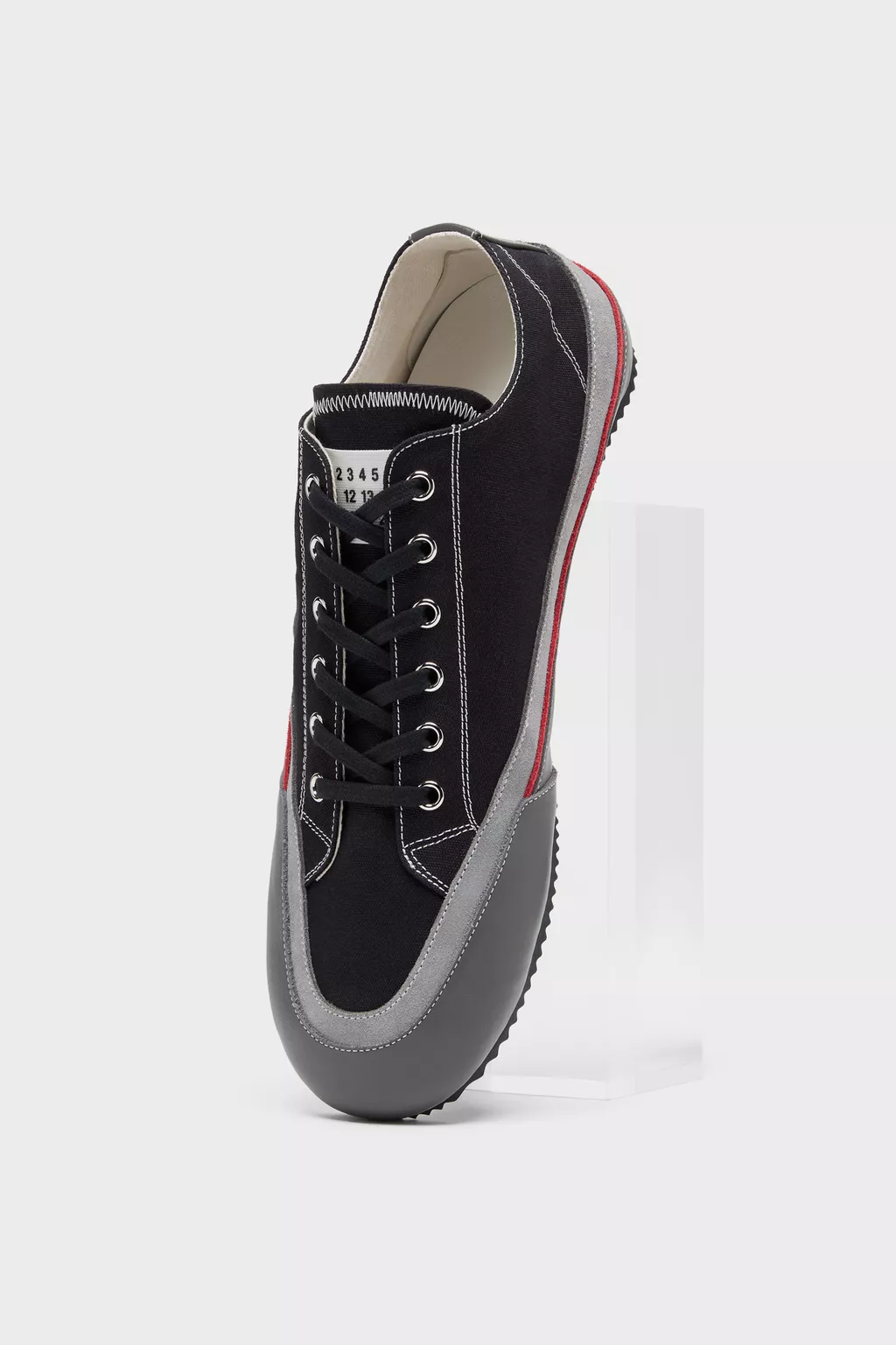 Black Traveler Sneaker | Maison Margiela Official