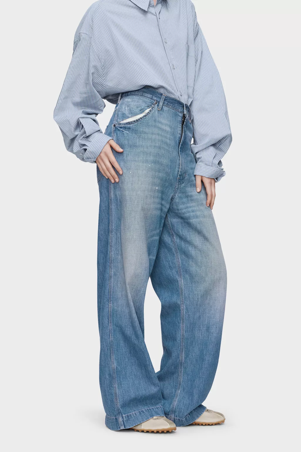 Vintage medium blue Wide-leg jeans | Maison Margiela Official