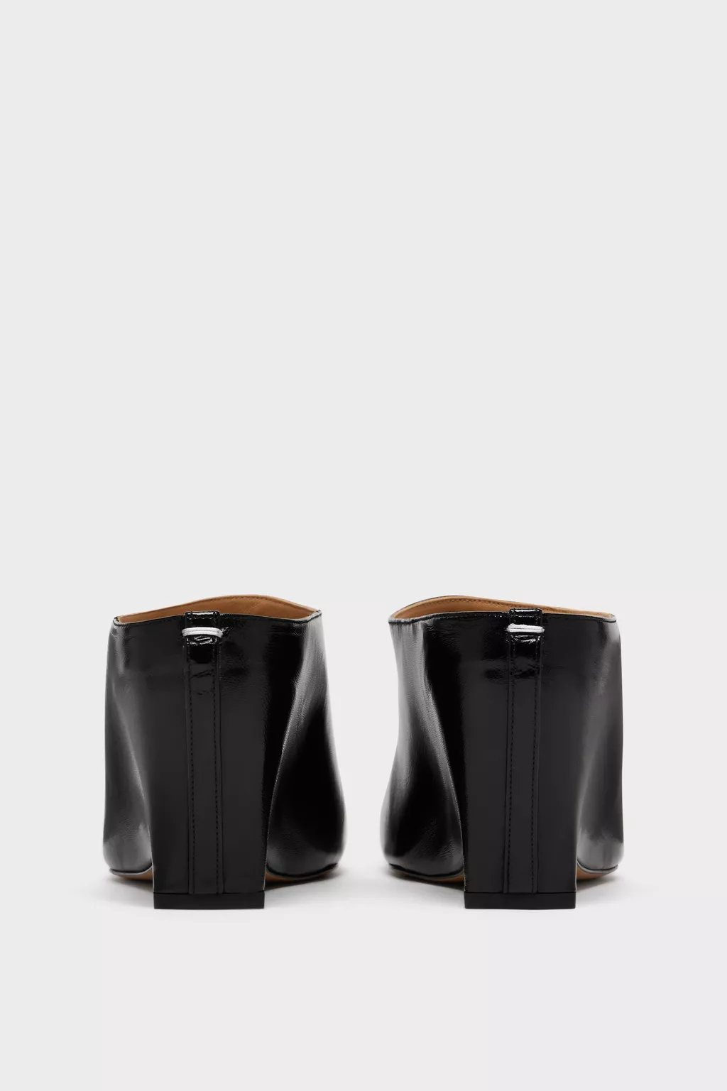 すっちーさん専用Maison Margiela Black Heel-less Mule | Maison Margiela Official