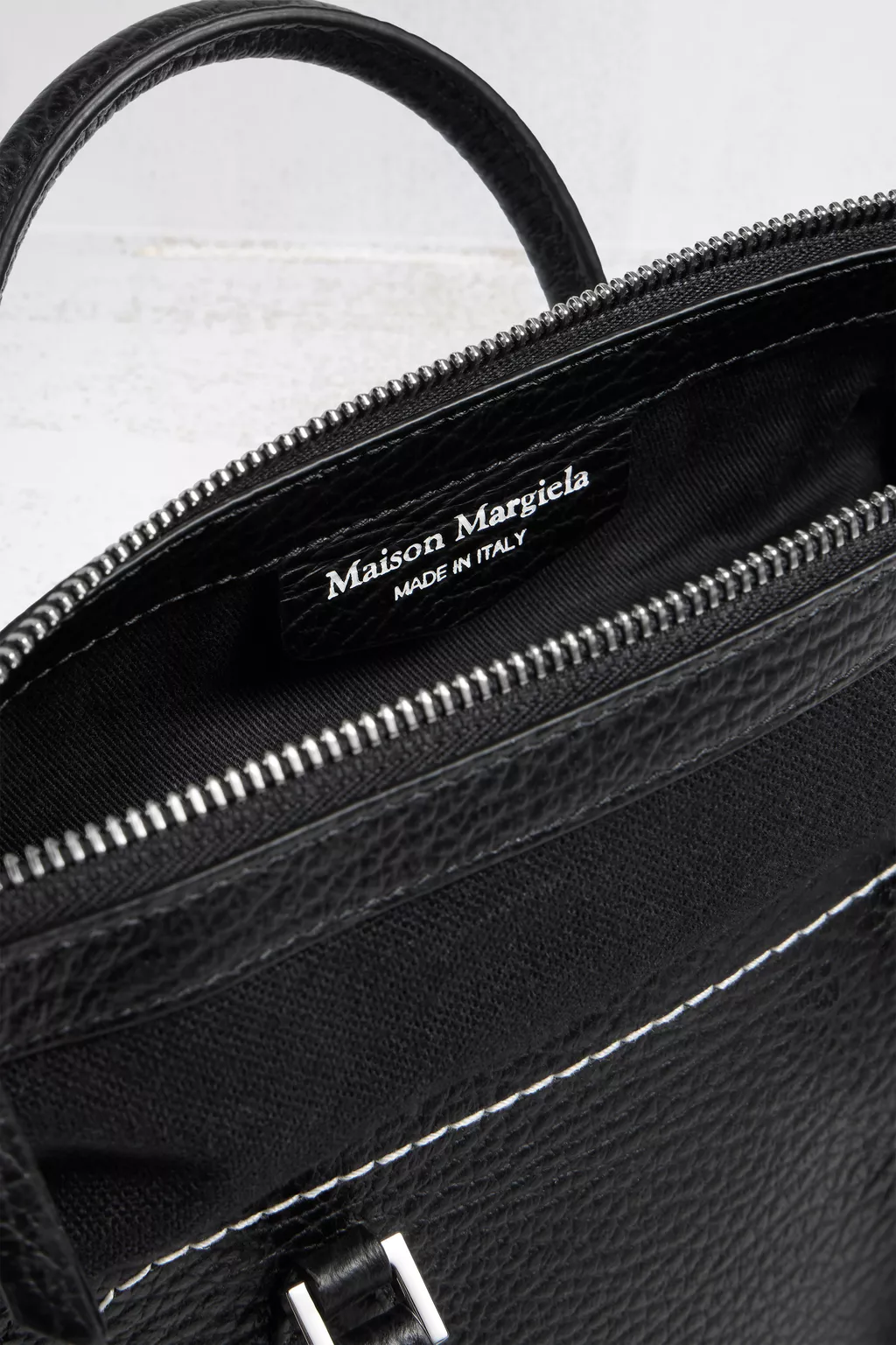 5AC Classique Mini ブラック | Maison Margiela公式