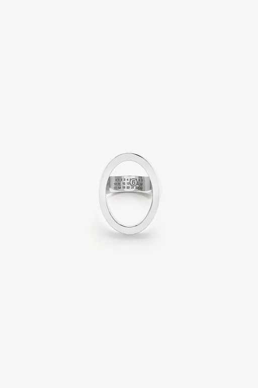 Chevali&egrave;re ring