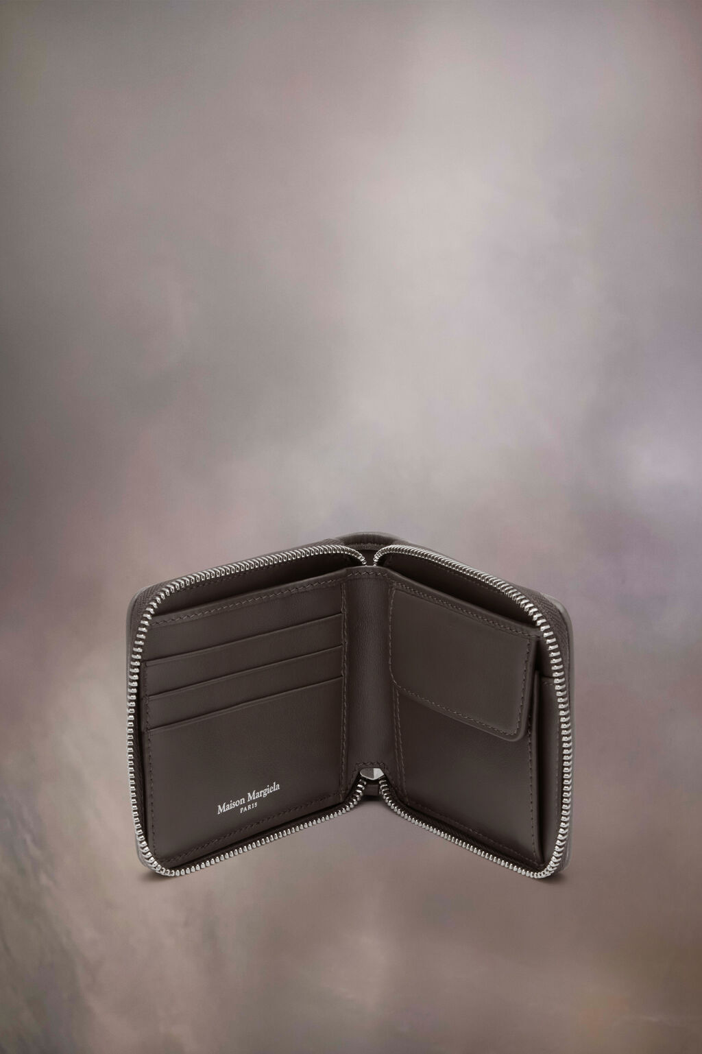 메종마르지엘라 글램 슬램 자수 지갑 SA1UI0031P6434T2152