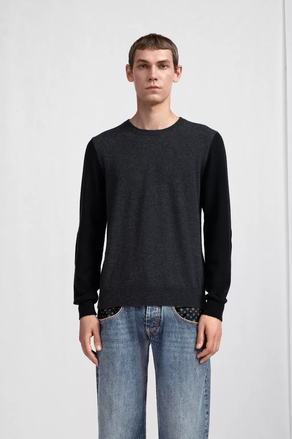 BI-COLOR SWEATER