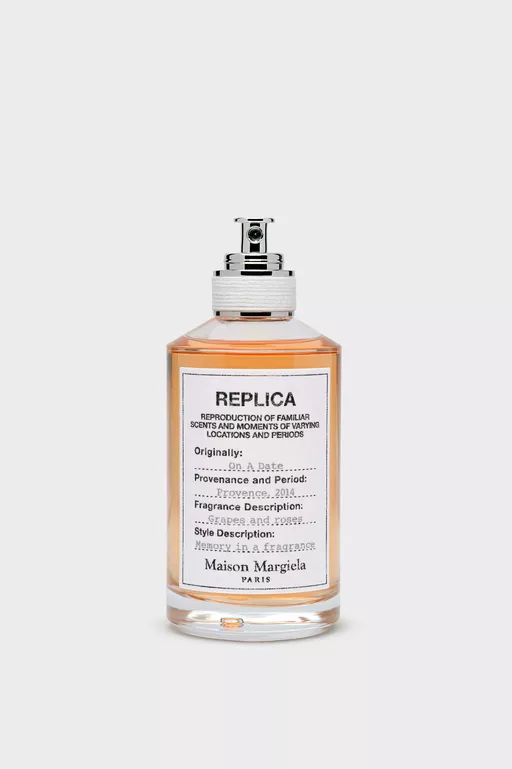 Replica On A Date eau de toilette