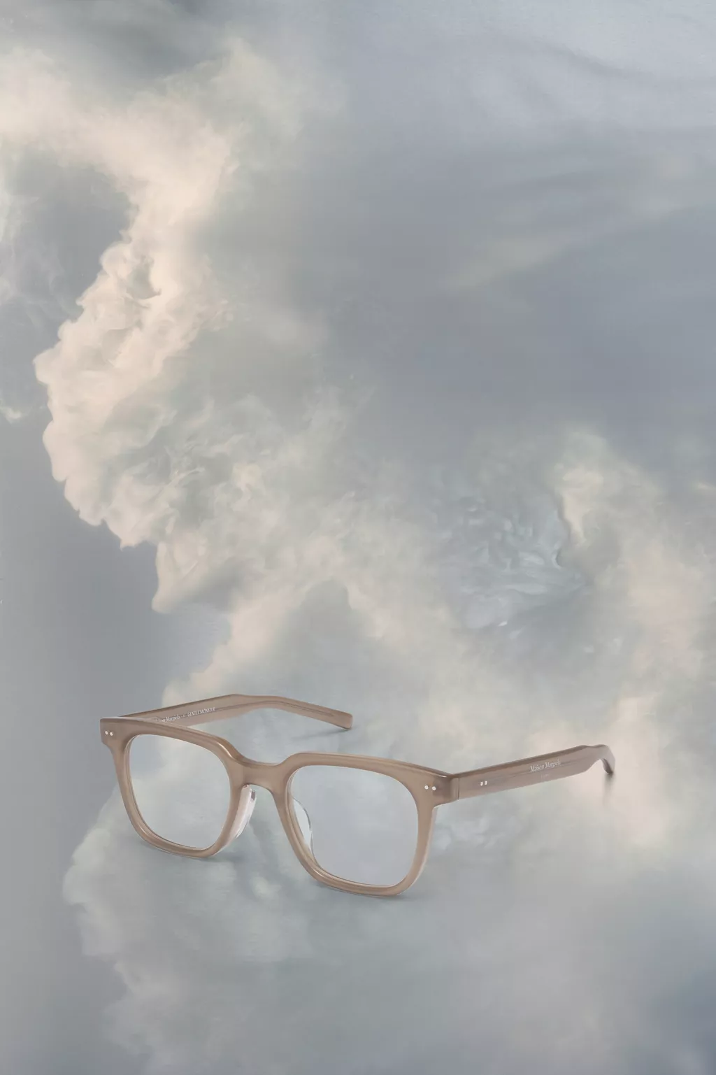 S33YC0053_M10052_963_E.webp?sw